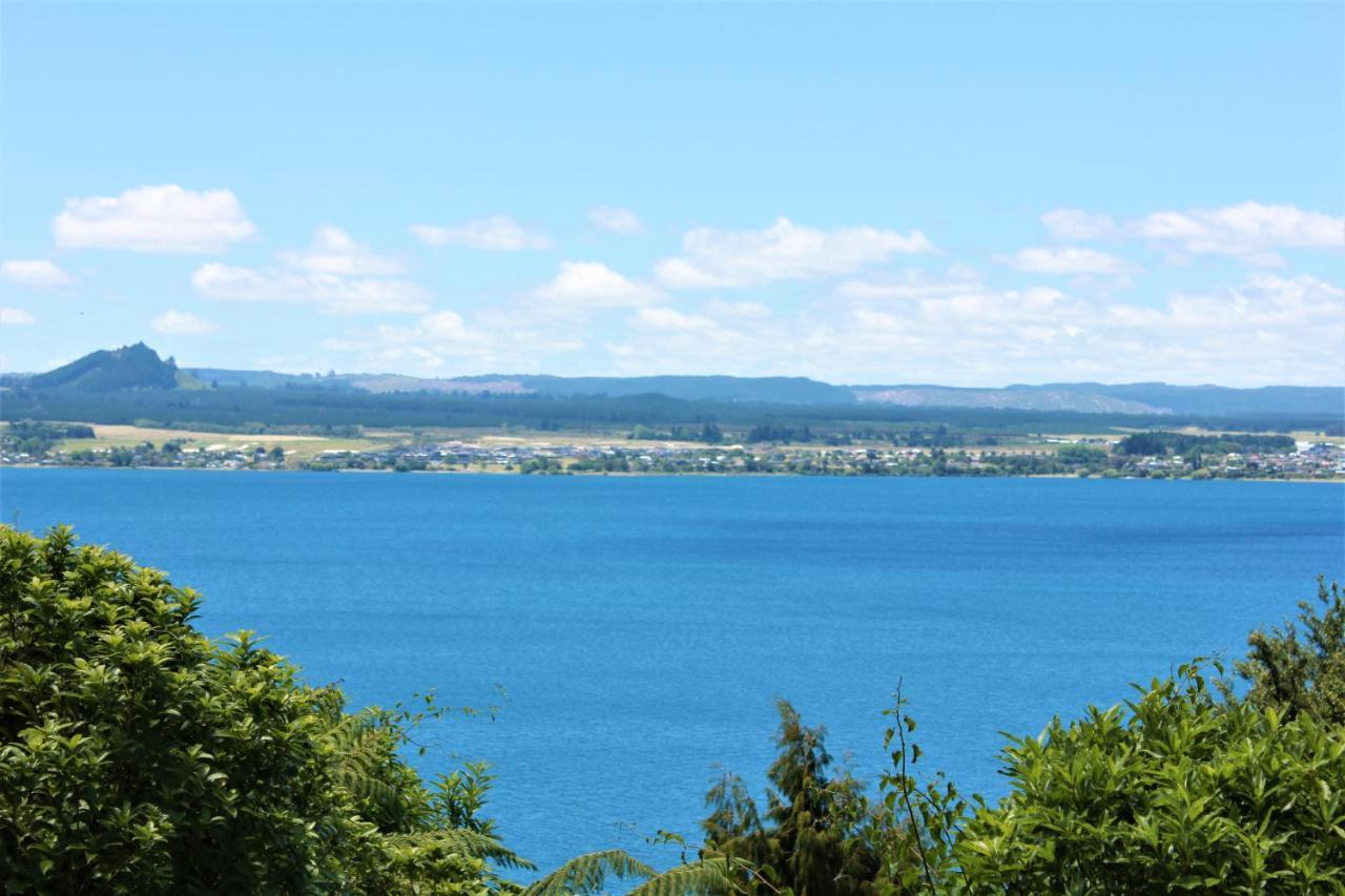 Lake View Garden Apartment Taupo Ngoại thất bức ảnh