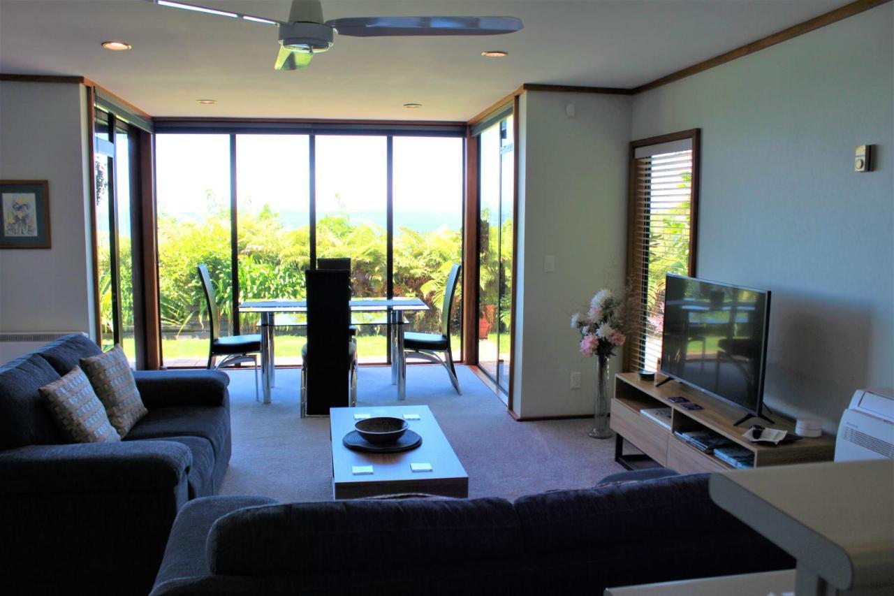 Lake View Garden Apartment Taupo Ngoại thất bức ảnh